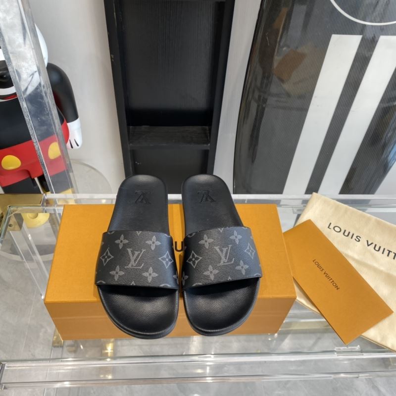 Louis Vuitton Slippers